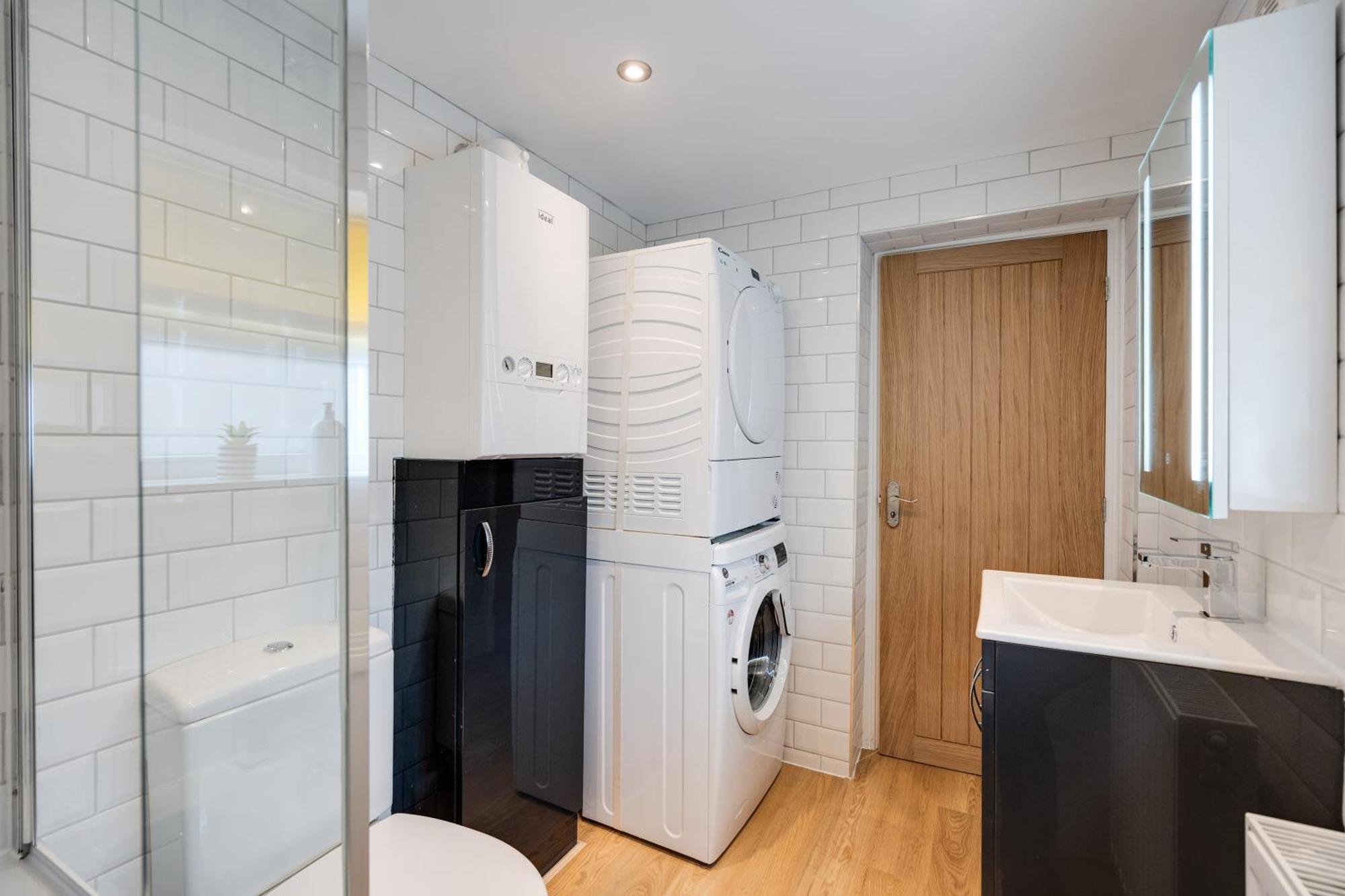 Buxton Apartment - 1 Bed, Free Parking, Wi-Fi Hazel Grove Ngoại thất bức ảnh